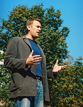 Alexi Anatolyevich Navalny - Алексей_Навальный_2006_год_пикет_движения_ДА_в_защиту_ПТУ